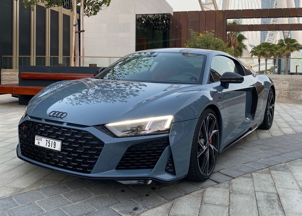 AUDI R8 Coupe