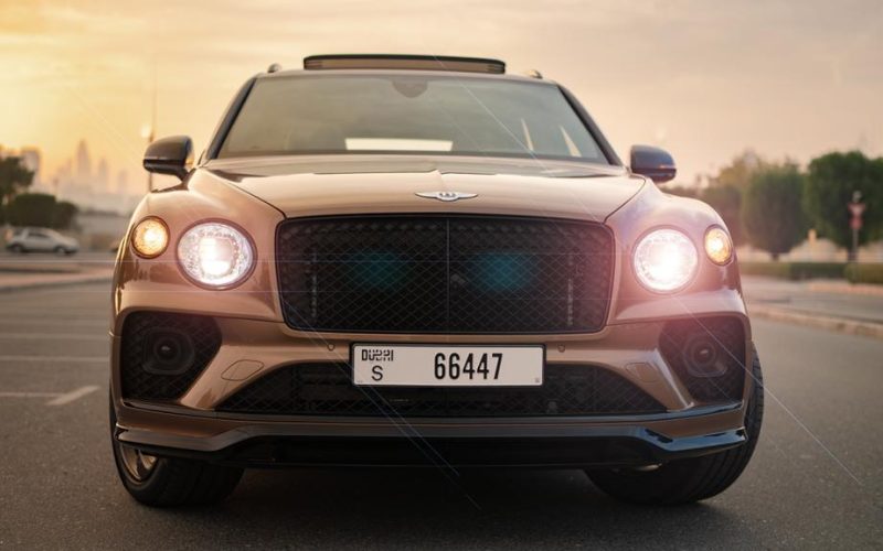 Bentley Bentayga 2