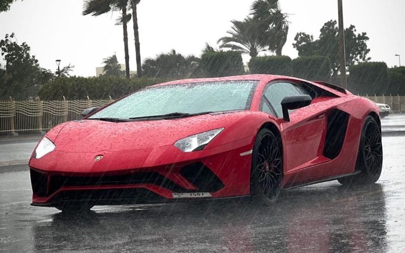 Lamborghini Aventador Red 3