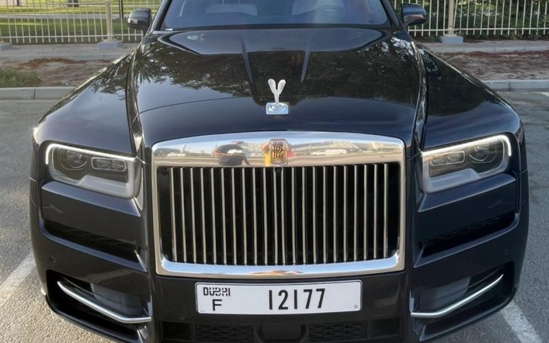 Rolls Royce Cullinan 6